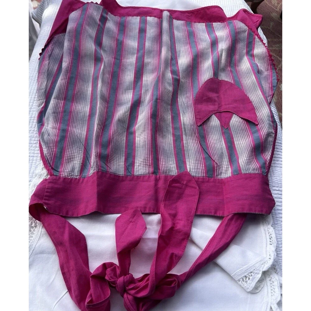 1960s Handmade Reversible Hostess Apron Pink Heart Pocket Tulip Retro Vintage